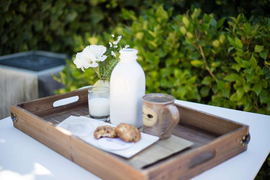 Farmhouse Inn Forestville Ресторант снимка
