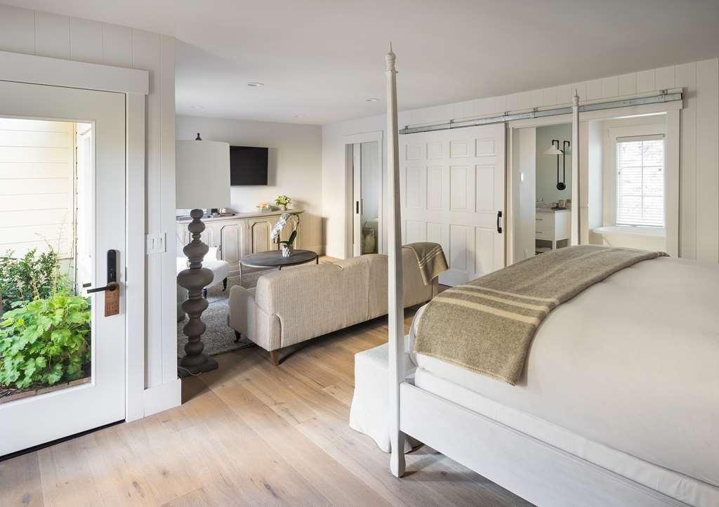 Farmhouse Inn Forestville Стая снимка