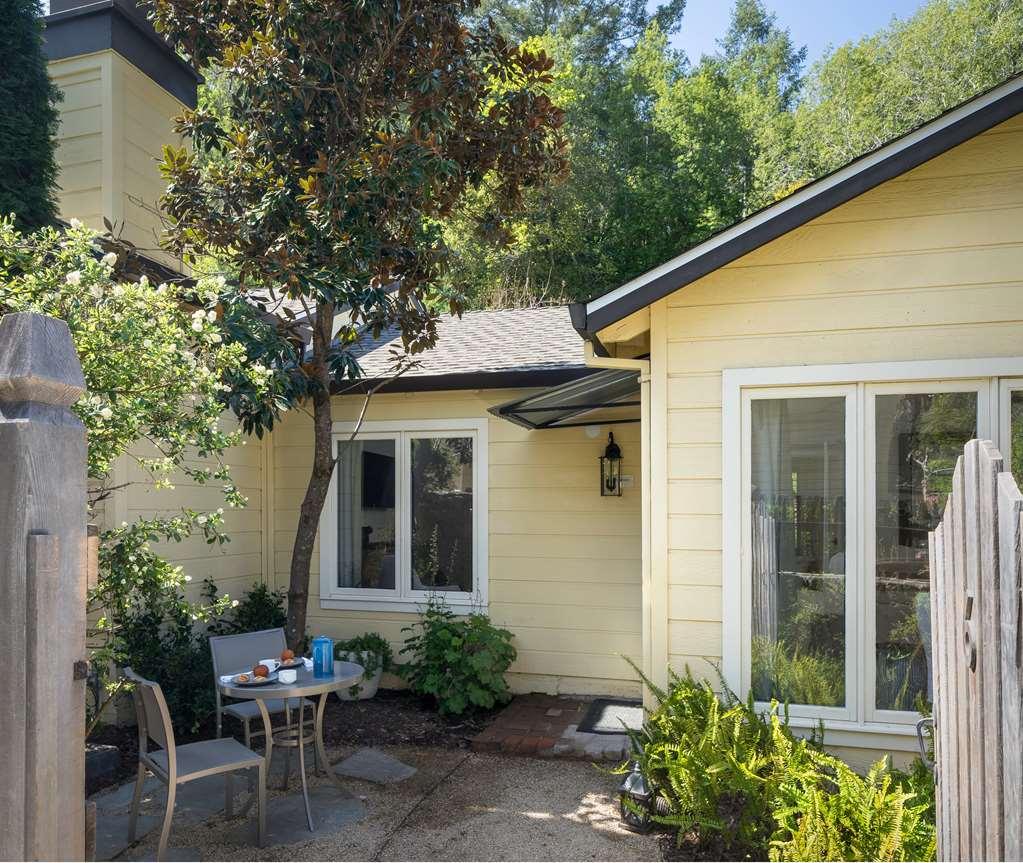 Farmhouse Inn Forestville Стая снимка