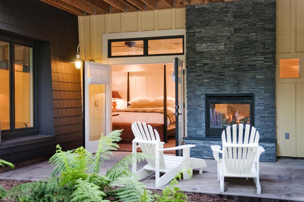Farmhouse Inn Forestville Екстериор снимка